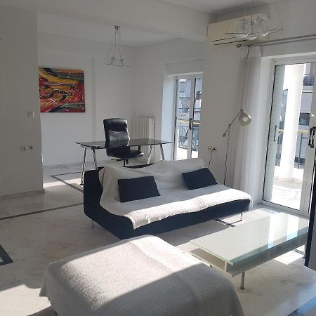 Nn Larisa Deluxe Apartment Luaran gambar