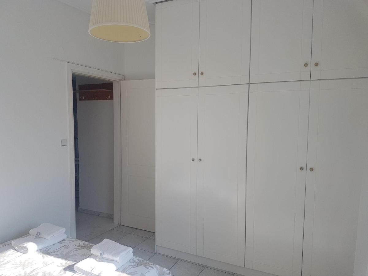 Nn Larisa Deluxe Apartment Luaran gambar